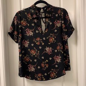 Choker blouse